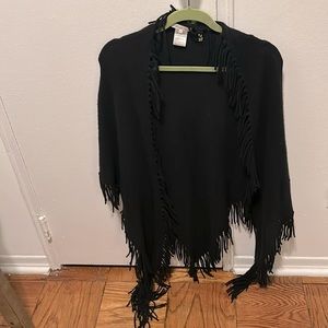 Gorgeous 100% Casmere Black Wrap. Only worn 2x. A classic piece for your closet